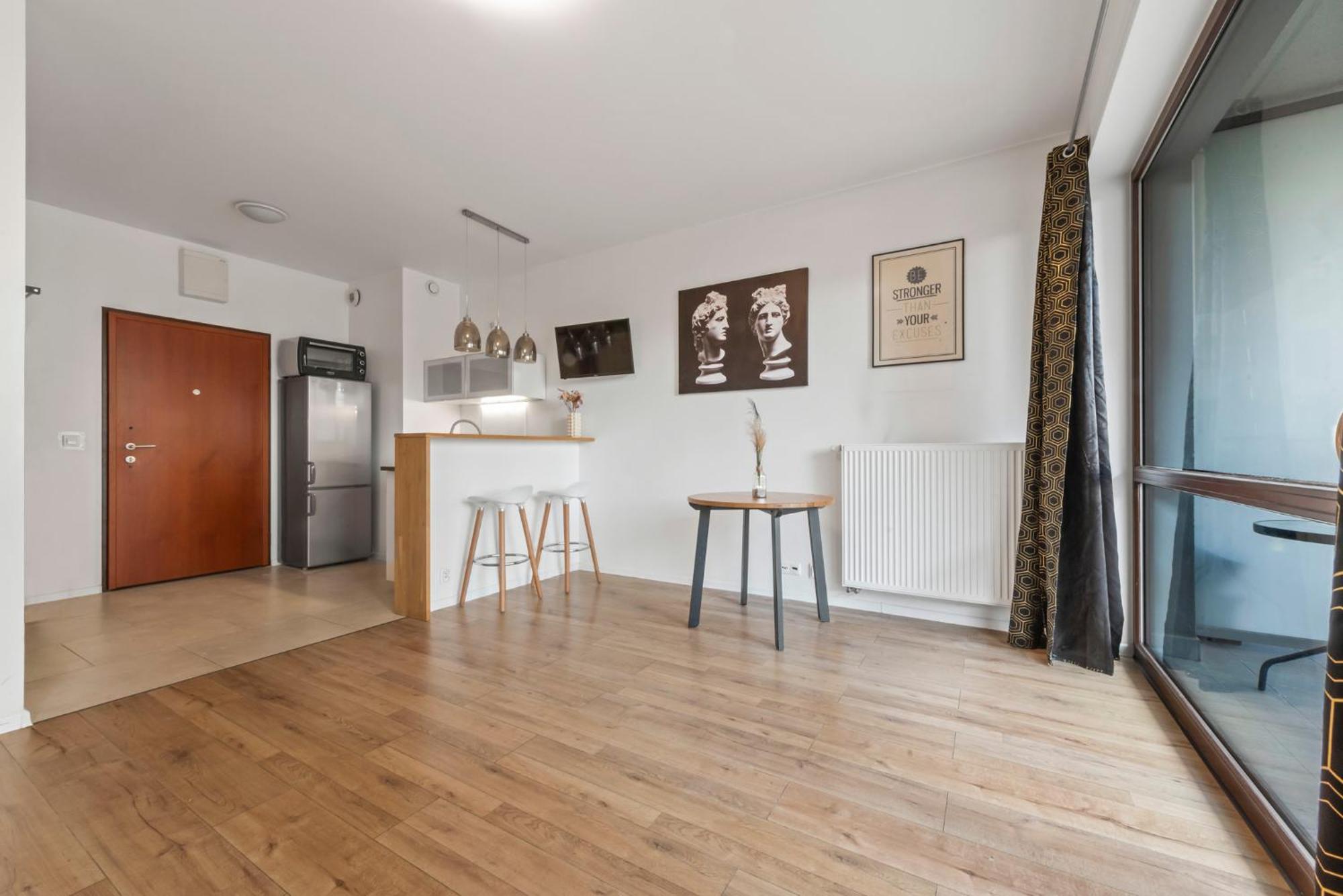 Lovely Studio. Good Location. Appartement Warschau